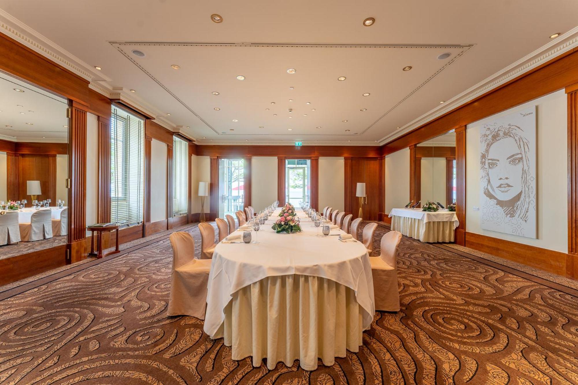 ボー リヴァージュ ホテル ヌシャテル エクステリア 写真 Meeting room