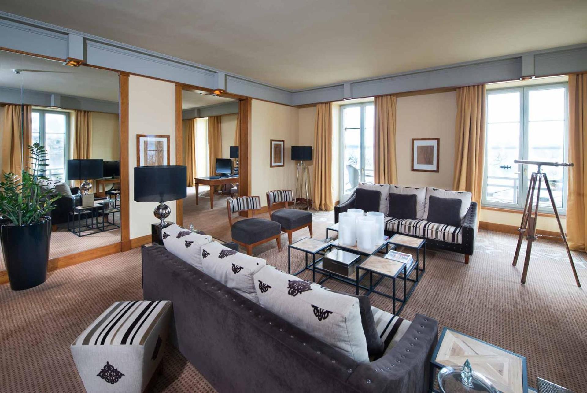 ボー リヴァージュ ホテル ヌシャテル エクステリア 写真 A suite at the InterContinental